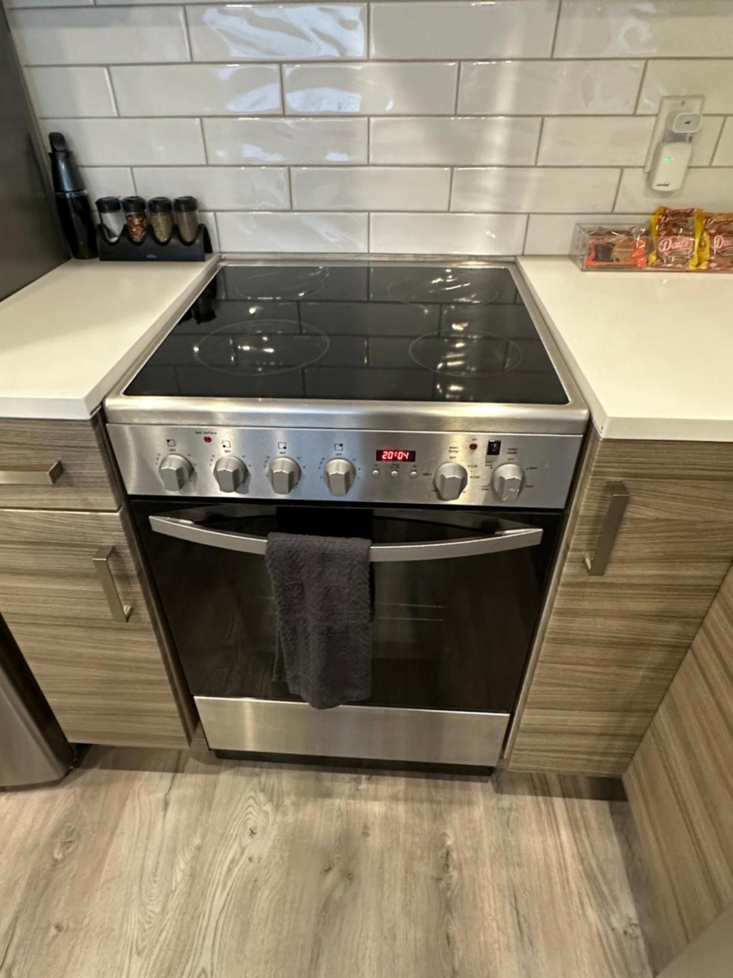 Bright And Cozy Modern Home In Vancouver - Central To Yvr-Downtown - Free Private Parking 外观 照片